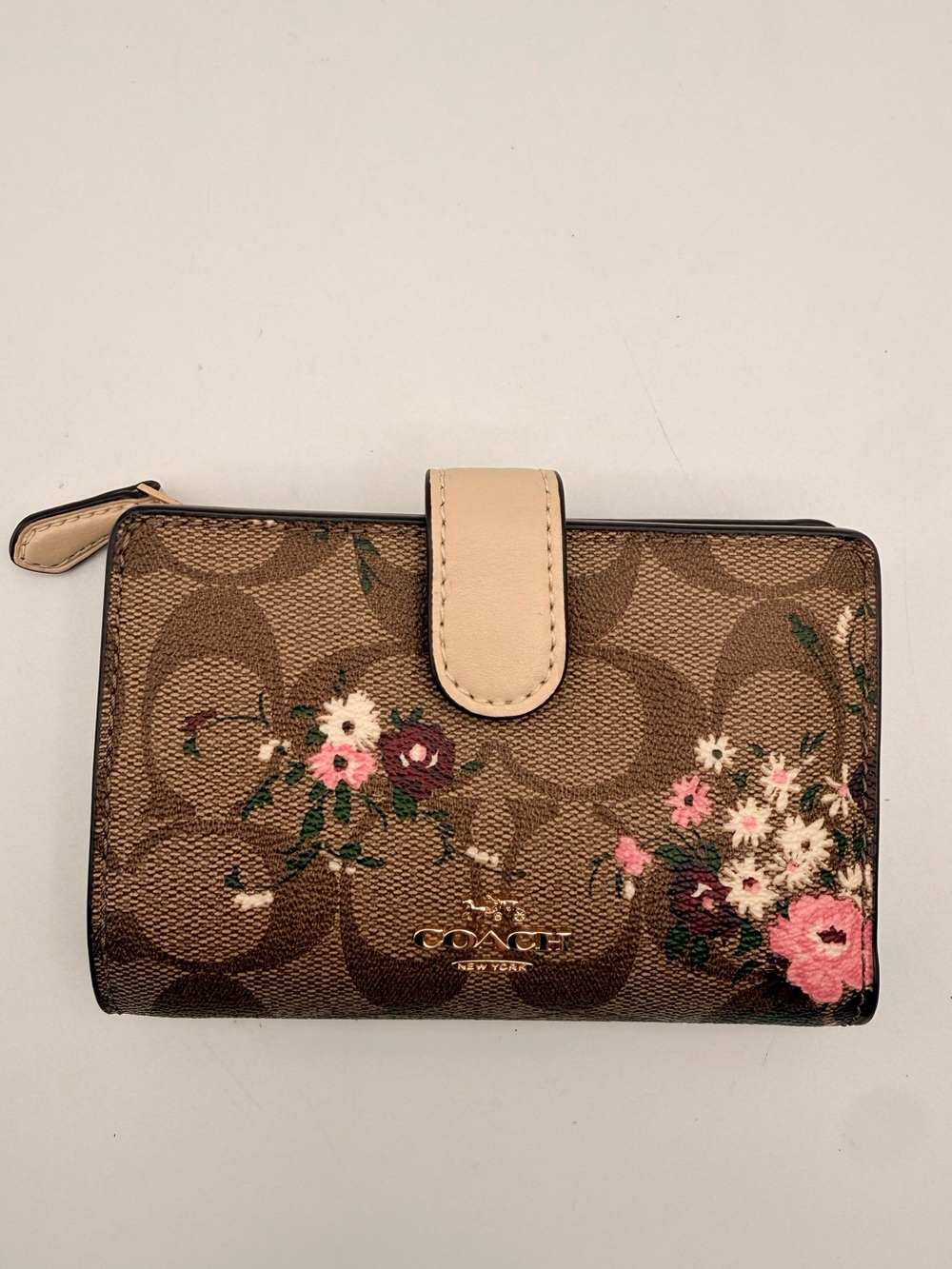 COACH Signature Floral Canvas Medium Corner Zip Wallet Brown Pink